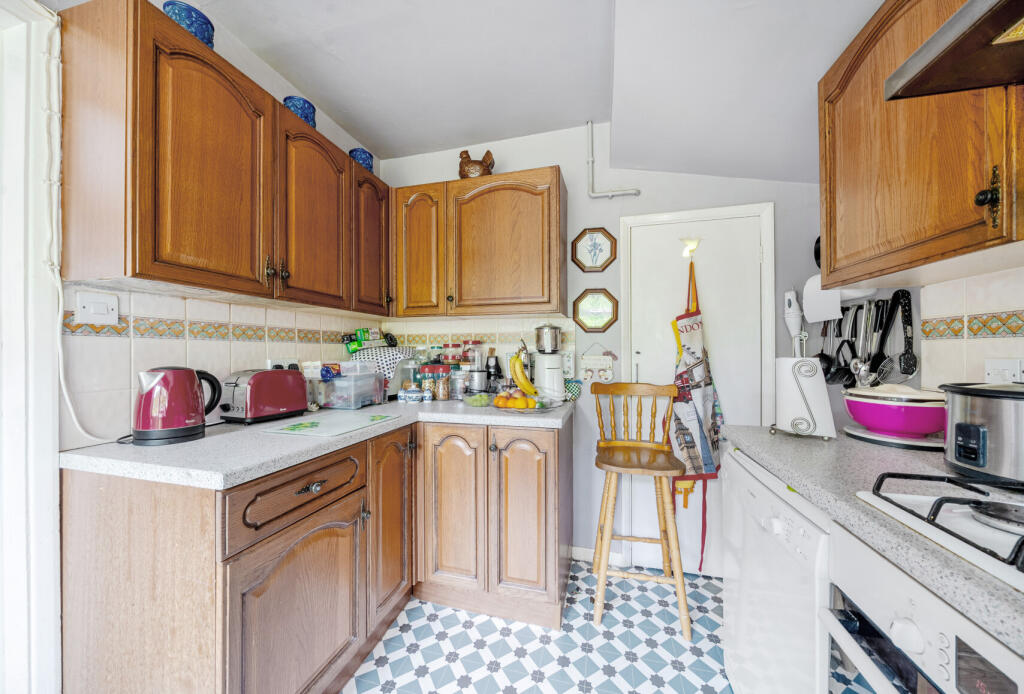 1311104-19-6851a6...