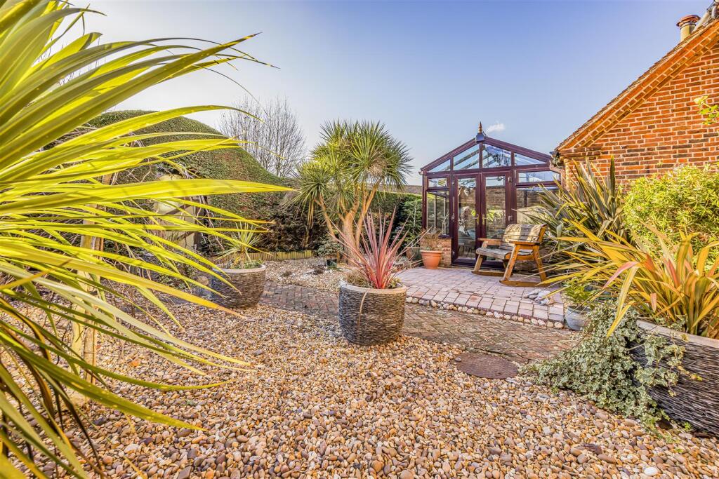 2 Marsh Barns, Marsh Lane, Merston-PorticoMarketin