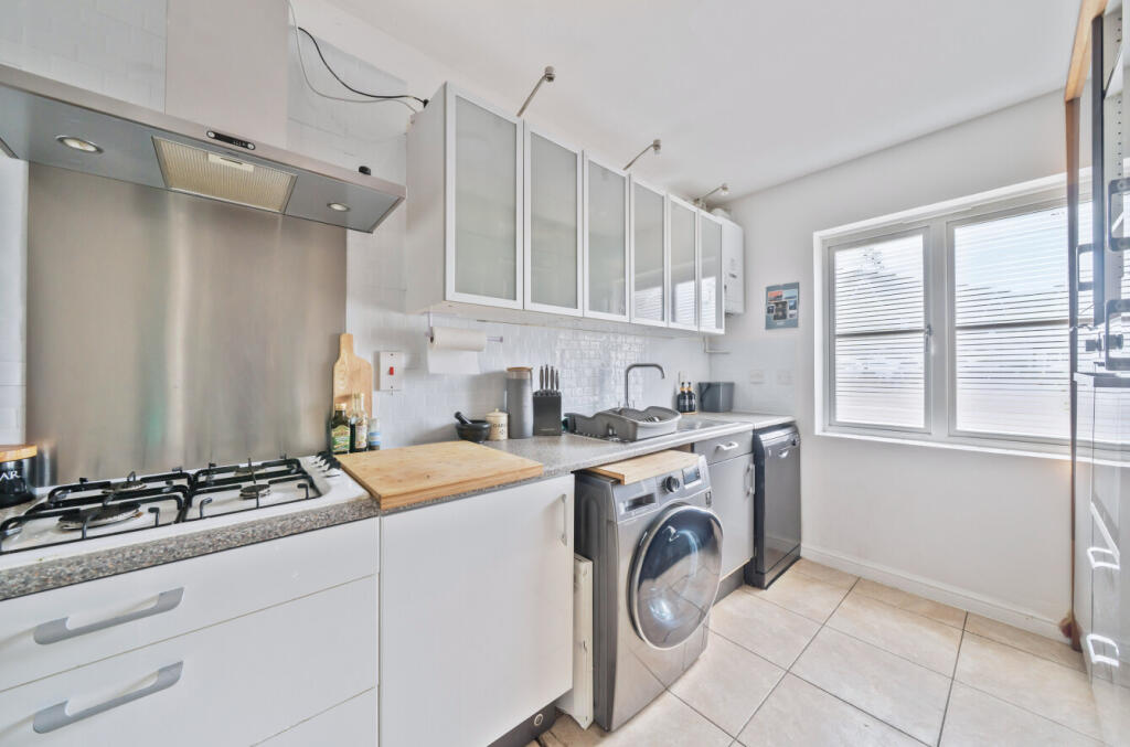 1311266-10-685543...