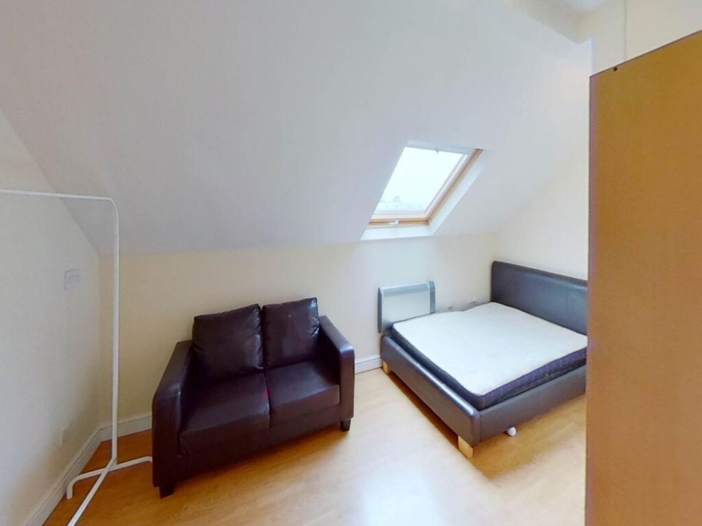 F4-34-Penarth-Road-B