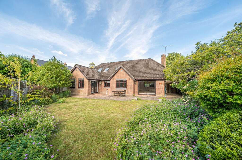 1306507-7-6849b4d...