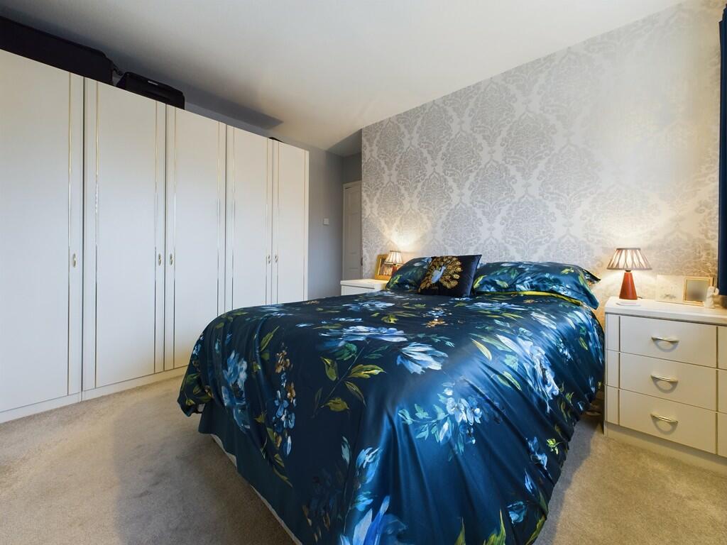 CAM04273G0-PR0031...