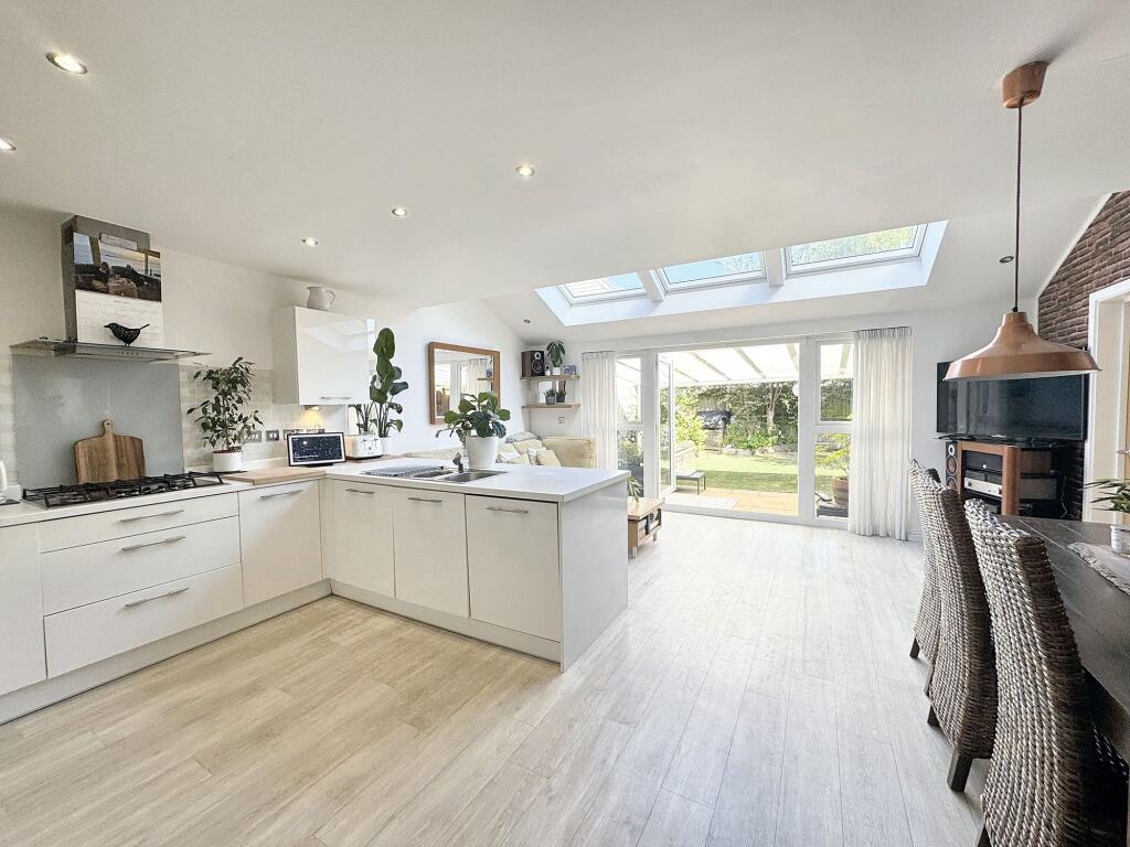 Kitchen/Diner/Family Room