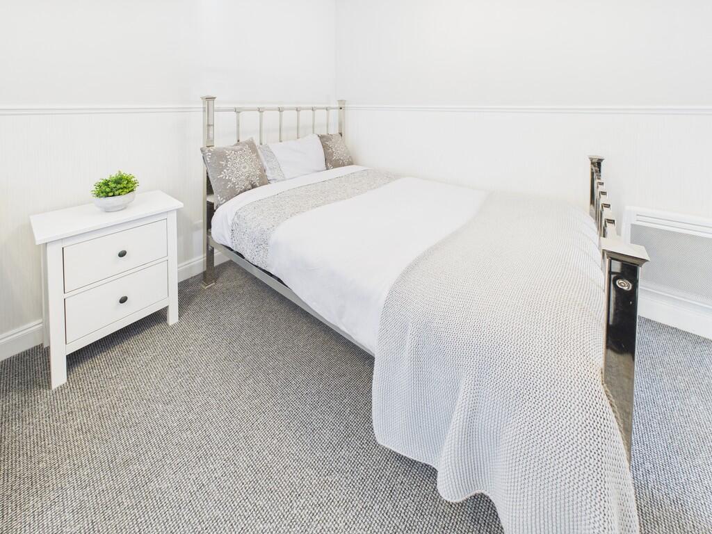 CAM05068G0-PR0050...