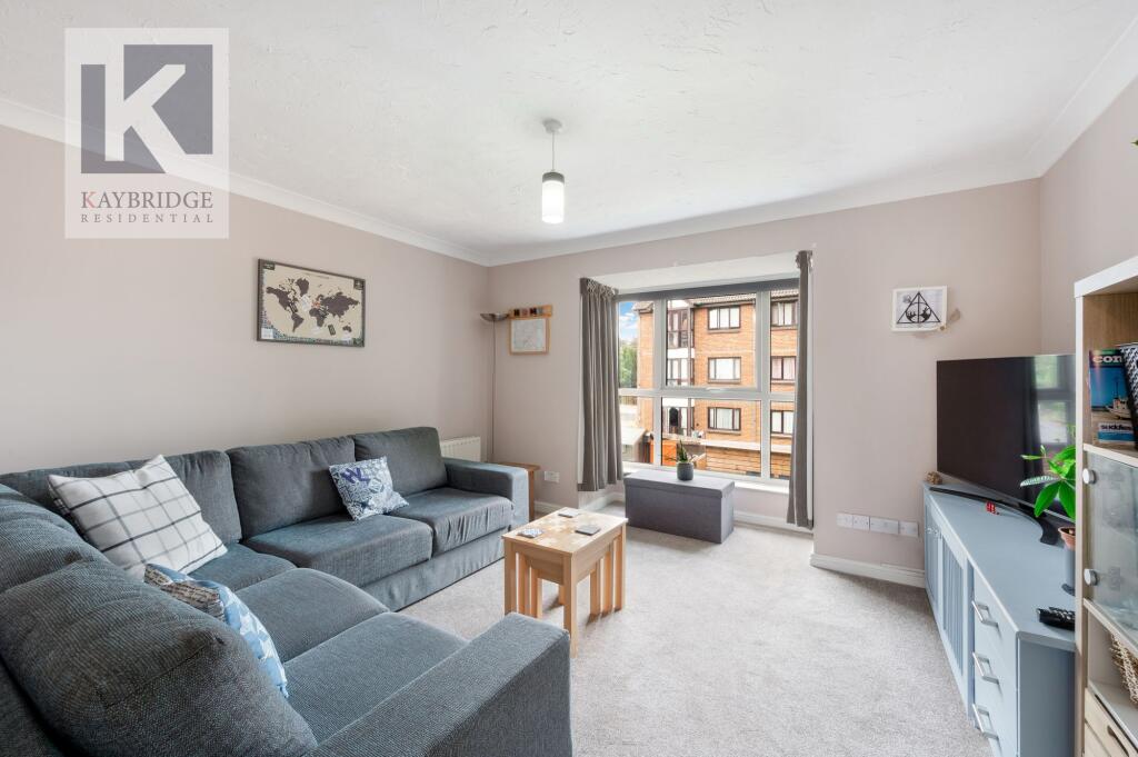 Farriers Road, Epsom - KT17 1LP