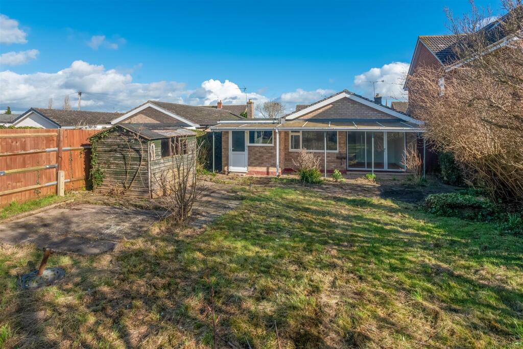 25 Manor Farm Road-13.jpg