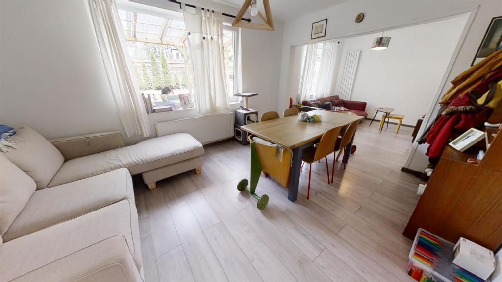 HomeDaze-presents-Philips-Park-Road-East-M45-3-bed