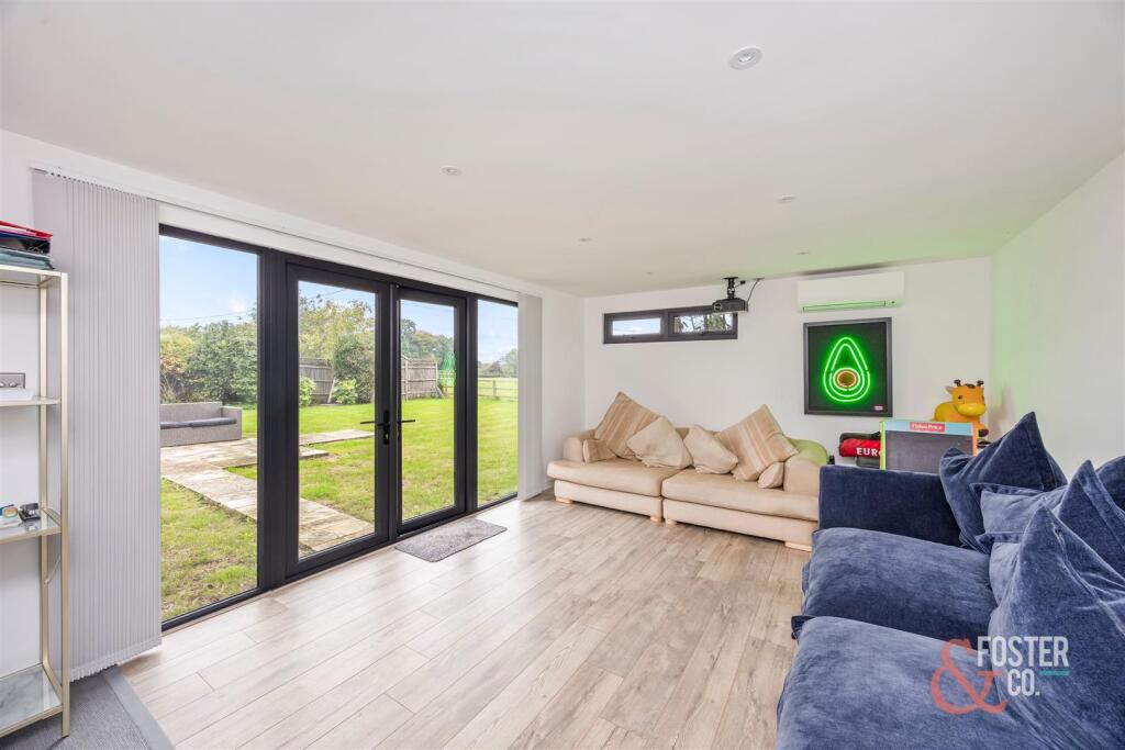 Wheatsheaf Road, The Grannery_010.JPG