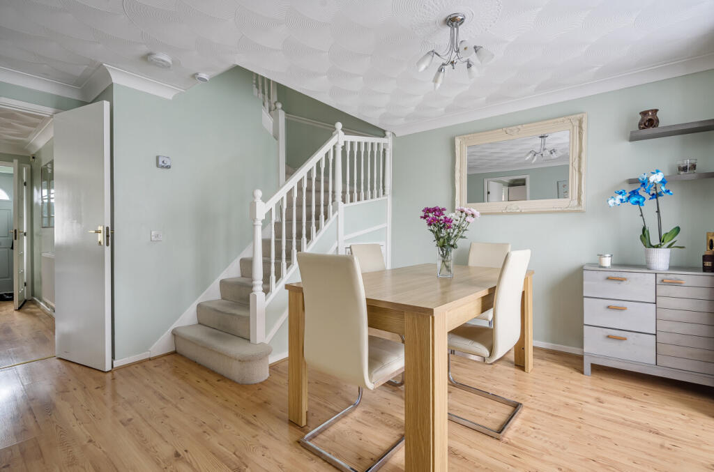 13459481268b5b311df683