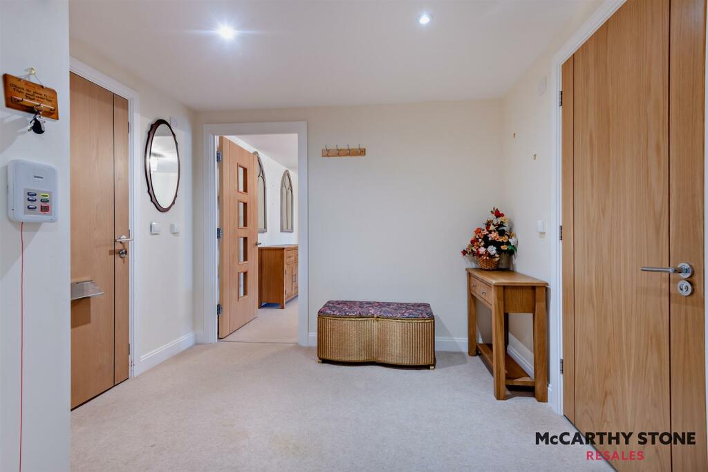 8627293-interior11-800.jpg