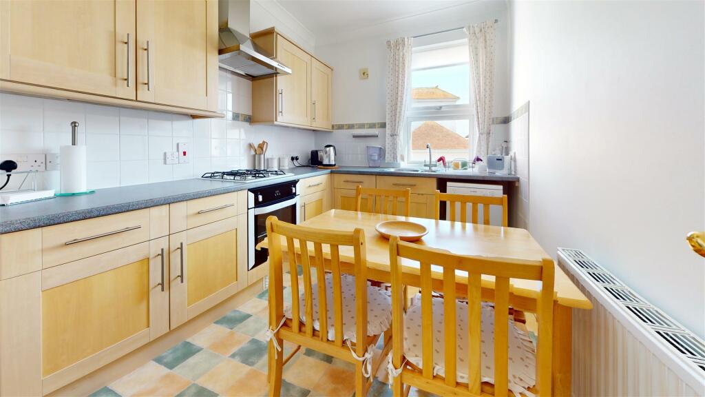 Flat-6-9-Burlington-Road-Kitchen.jpg