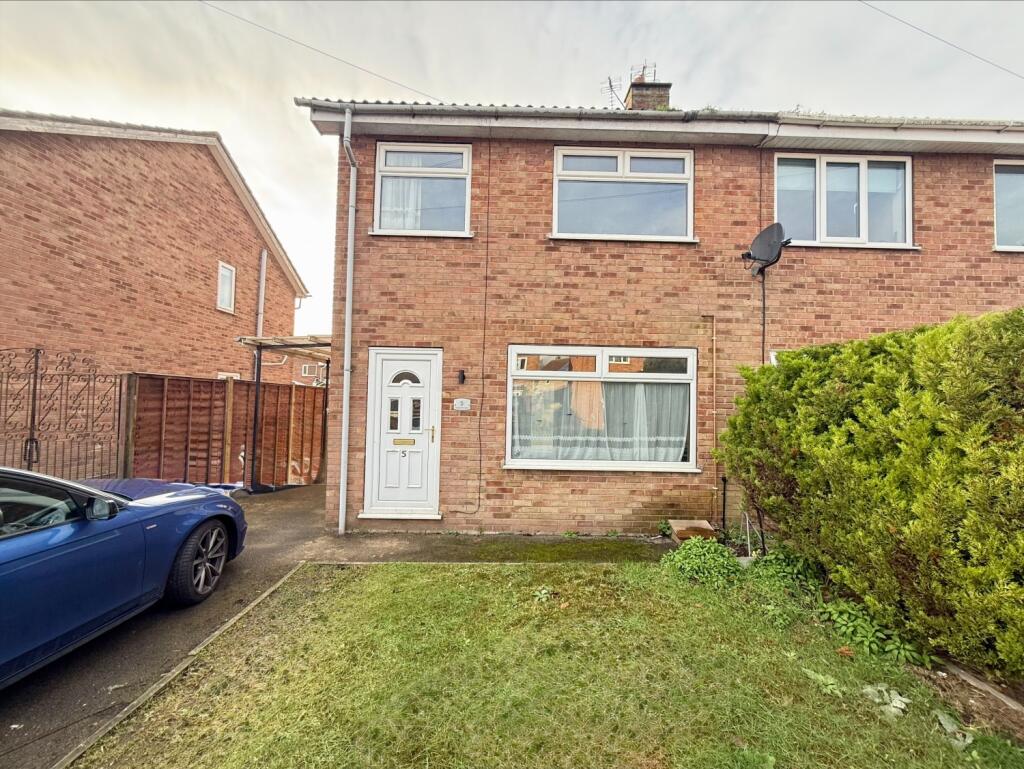 Lingcroft Close, Camblesforth, Selby, North Yorkshire, YO8