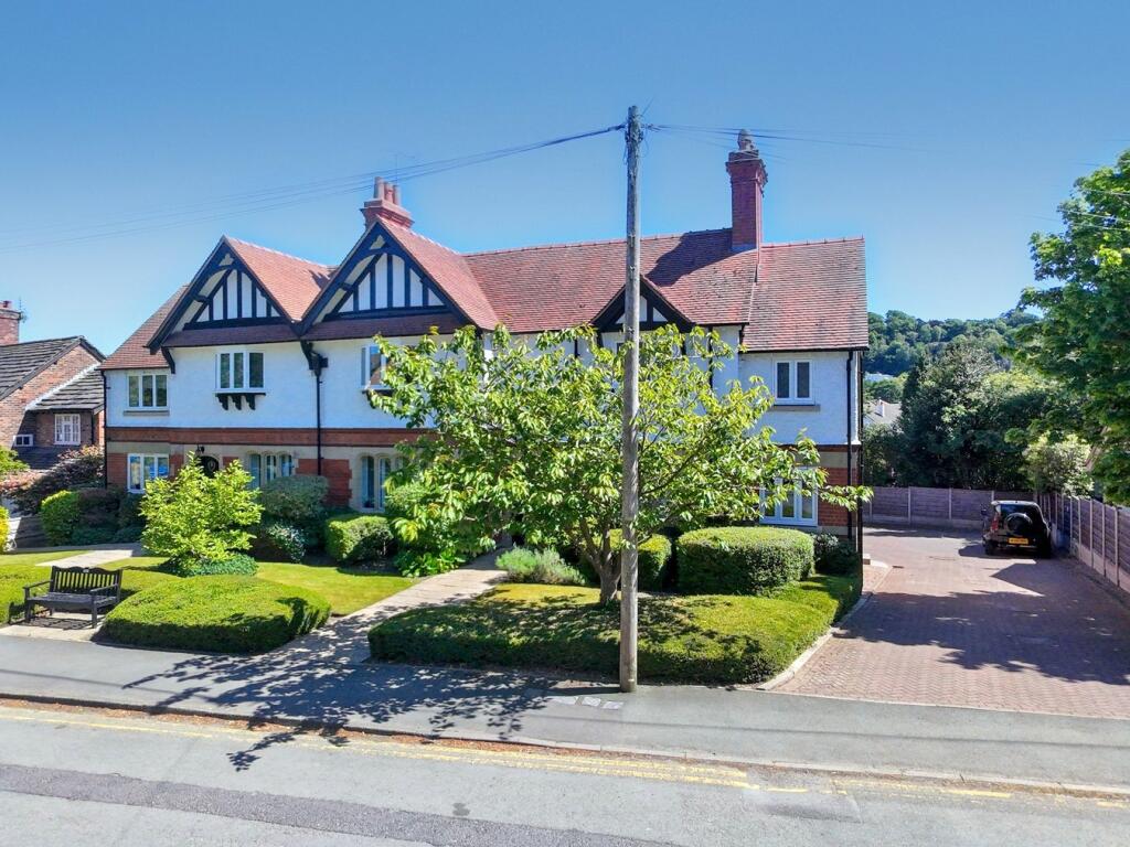 Heyes Lane, Alderley Edge, SK9