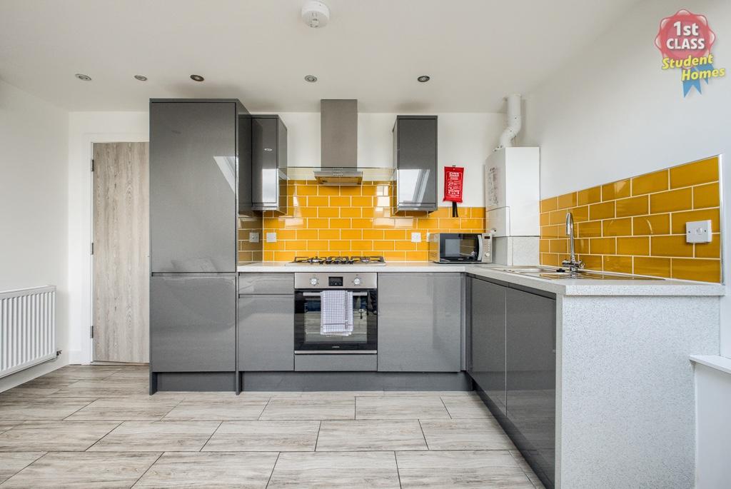 Kitchen/Living Room 
