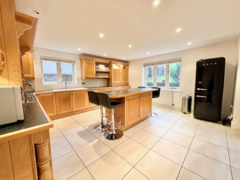 Breakfast kitchen view 2