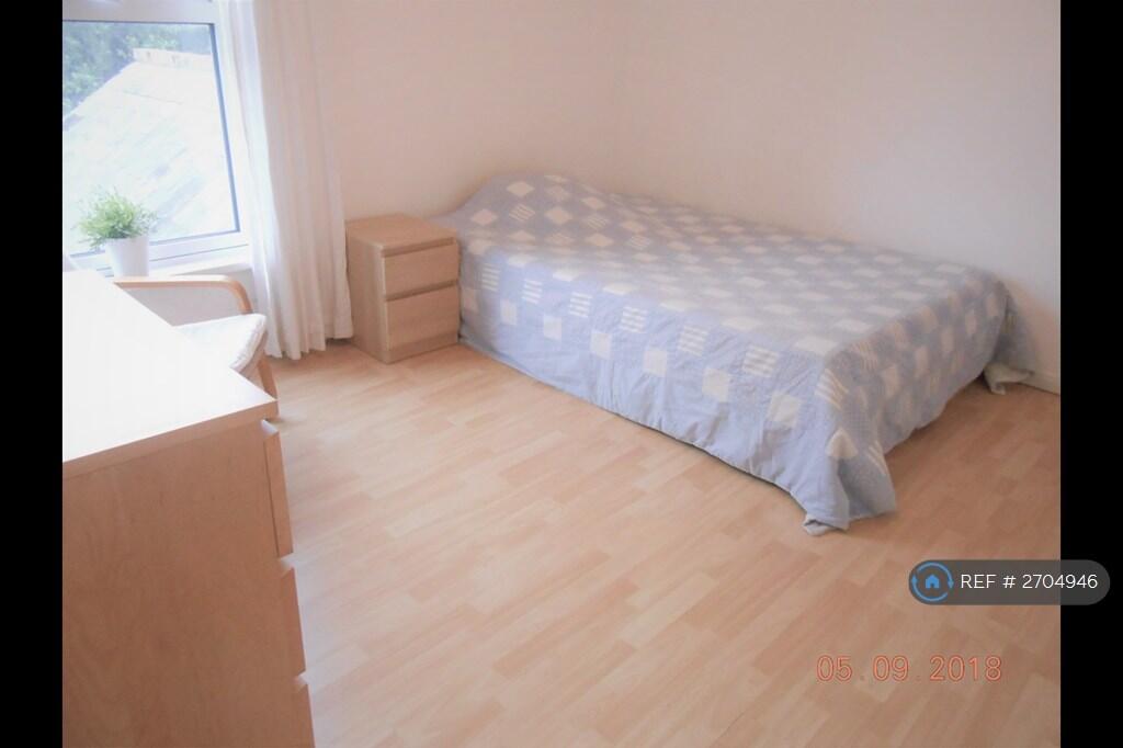 Double Bedroom 1 