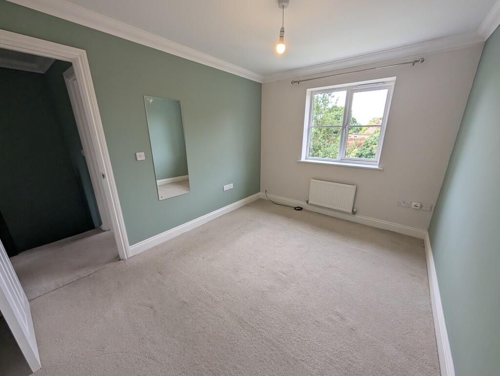 PXL_20250804_0946...