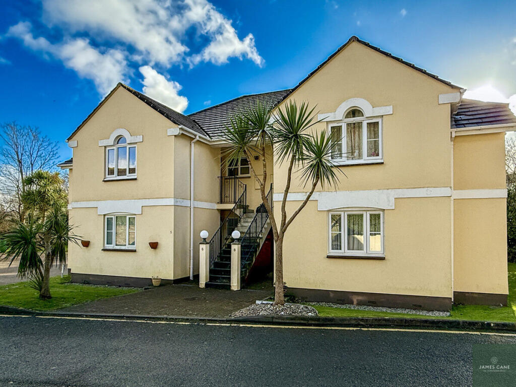 Palm Court, Truro, TR1