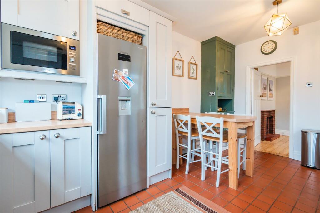 Breakfast Kitchen
