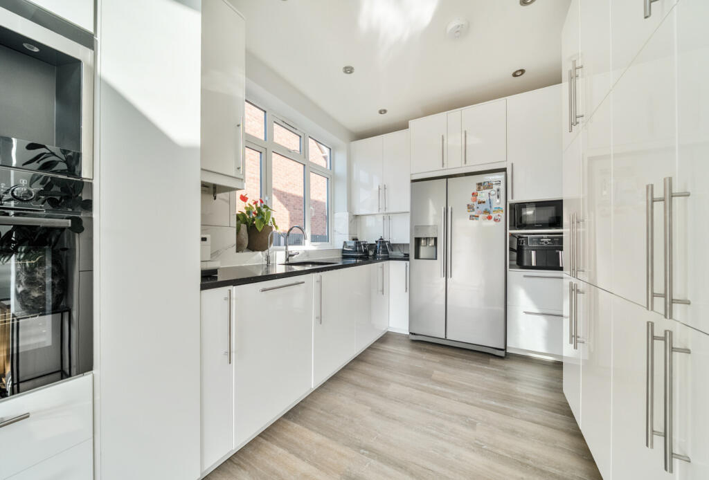 1317929-8-68623e2...