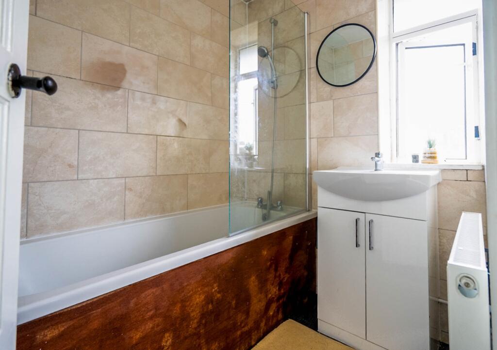 Upstairs Bathroom
