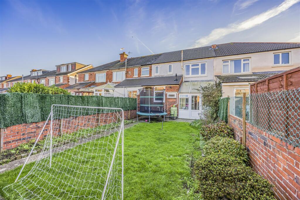 41 Beaconsfield Avenue, Cosham-PorticoMarketing-So