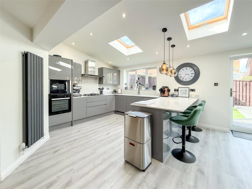 Kitchen/Diner/Family