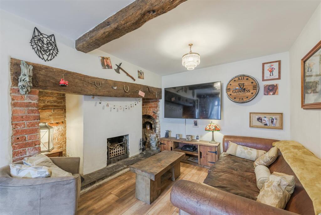 111 Limby Hall Lane, Swannington