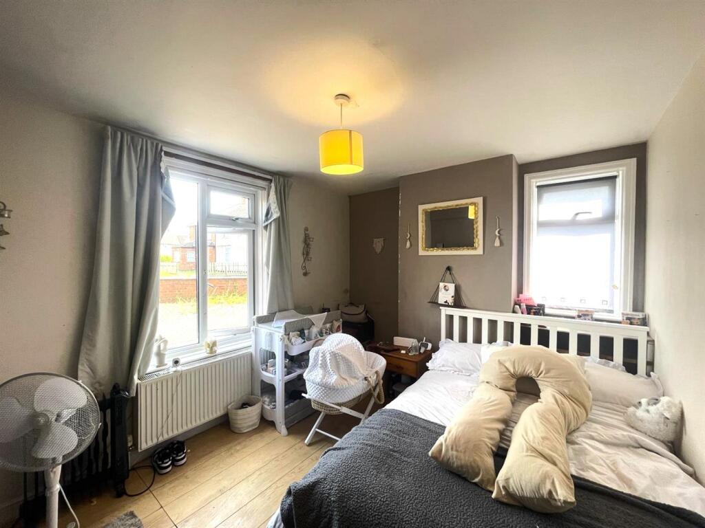 Dining Room (Bedroom 4)