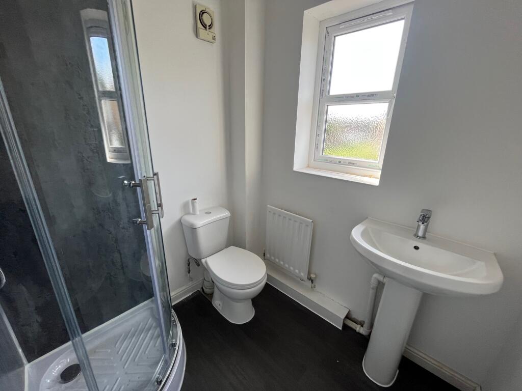 En-suite Bathroom