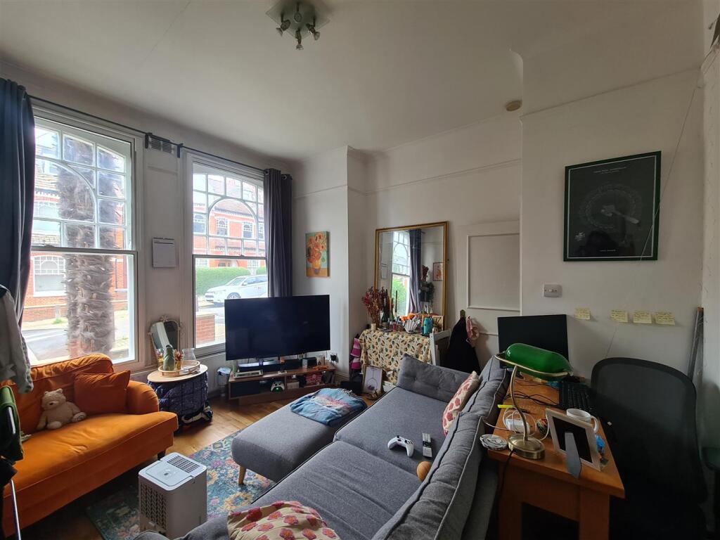 Eden Harper Elmbourne Road