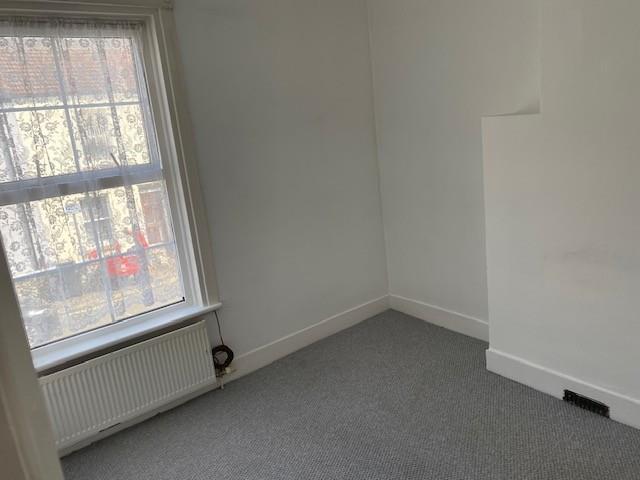 Bedroom 1 2.jpg