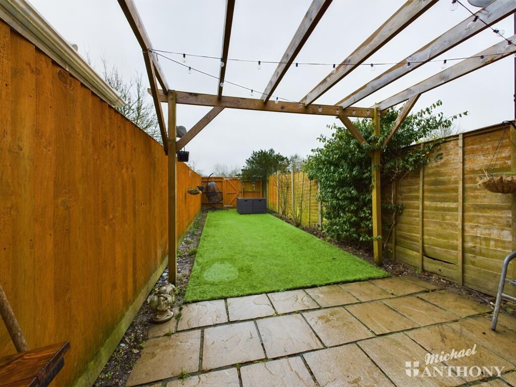 CAM03852G0-PR0200-STILL013