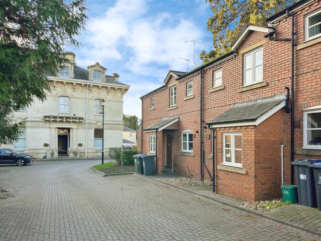 632ad321--4462-94D7-2C9DE2E403F3-29143-000008DD9D3