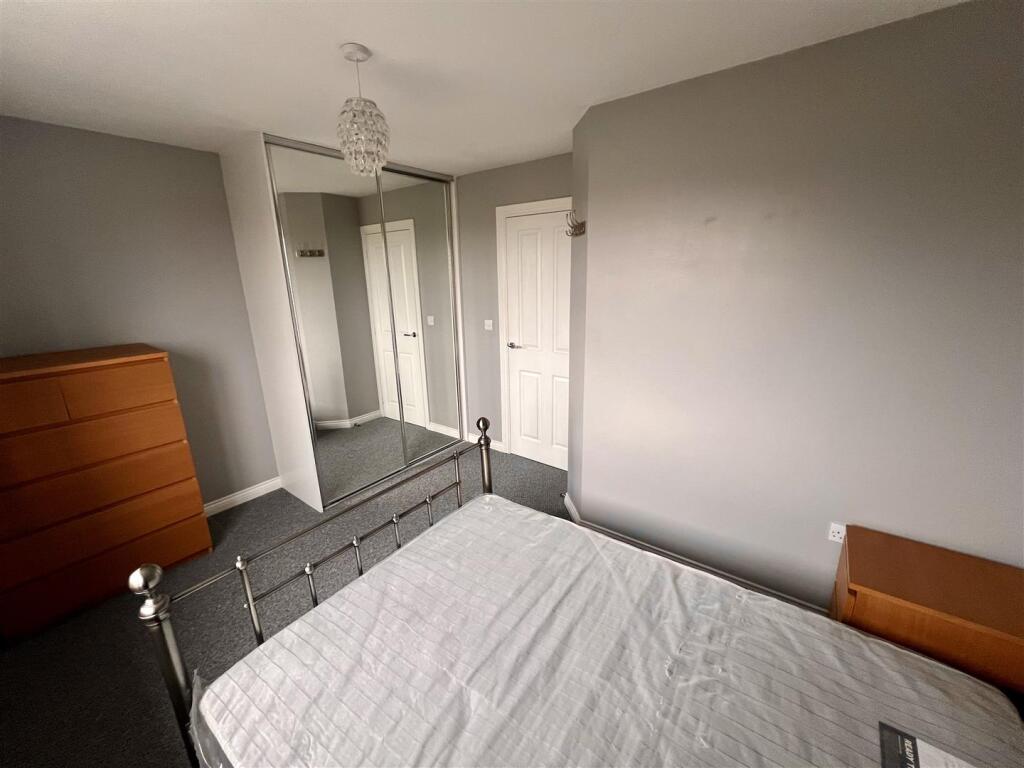 Spruce Road, Middlemarch Rise