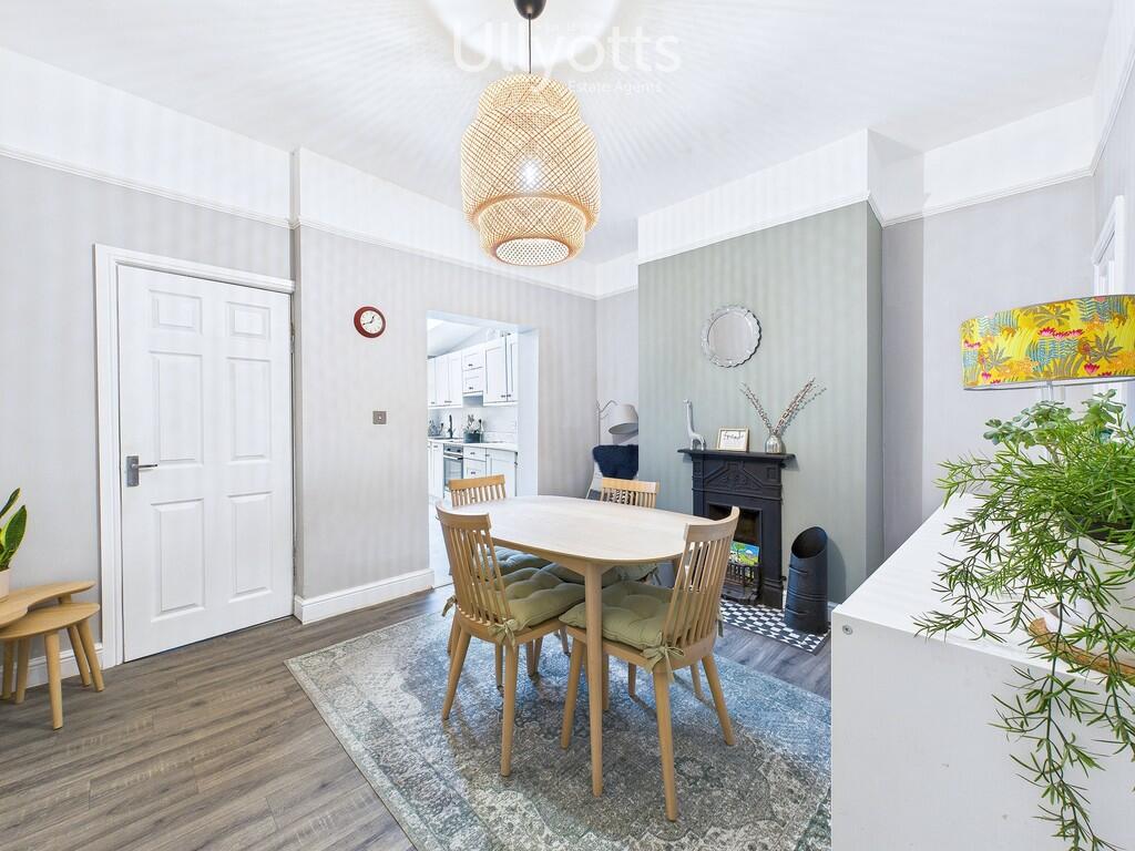 Dining/Sitting Ro...