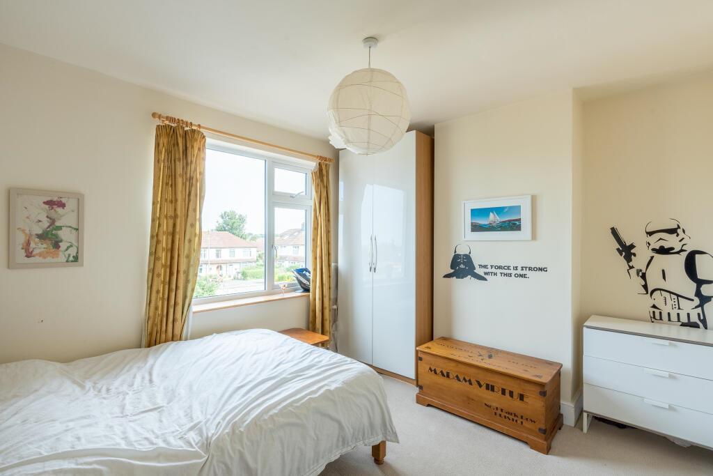 bedroom 1.jpeg