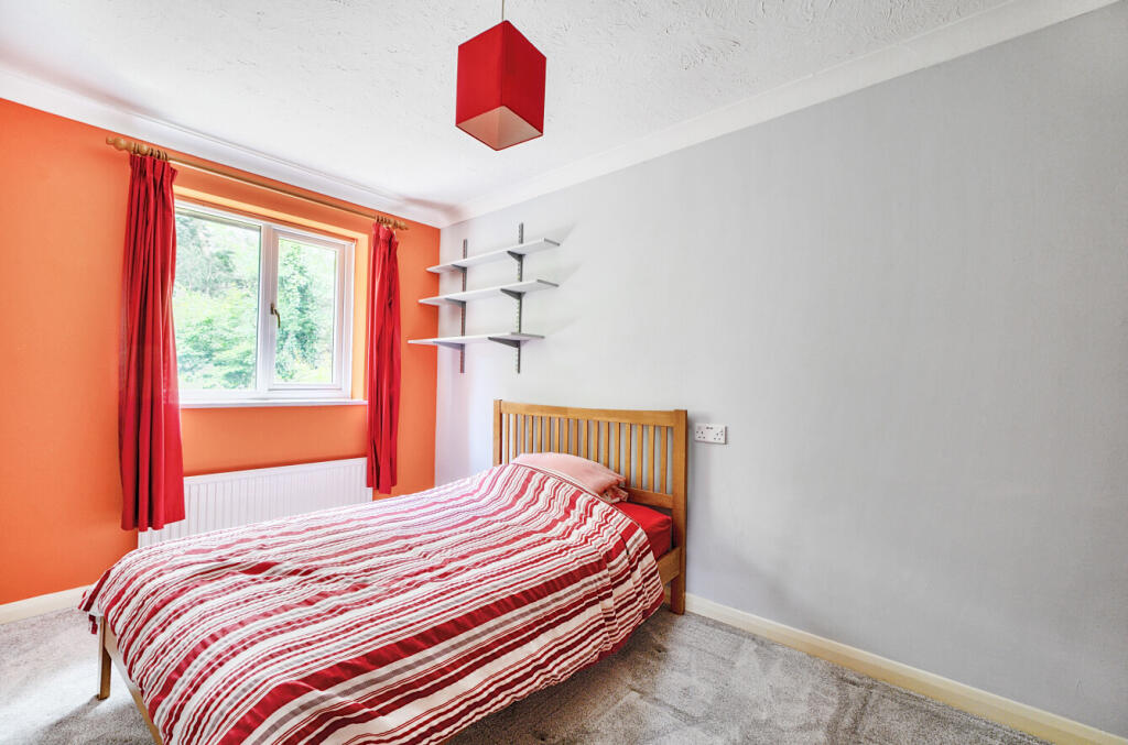 1314039-12-685d59...