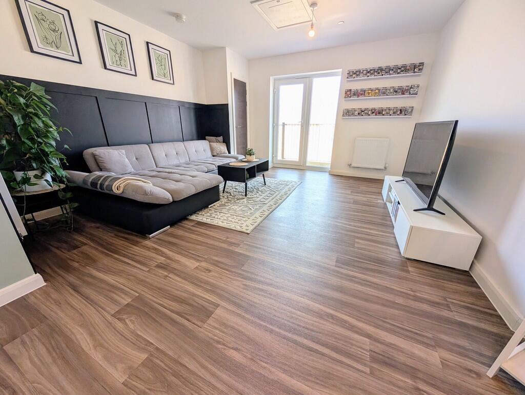 PXL_20250305_1117...