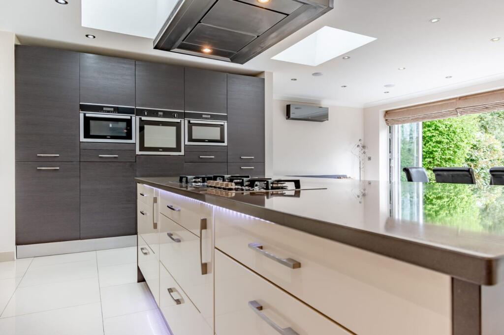 Kitchen Breakfast Room