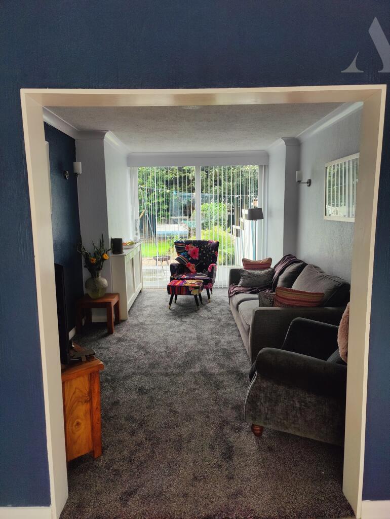 32 Ermington Road lounge