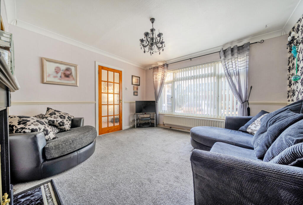 1388995-11-695bc7...