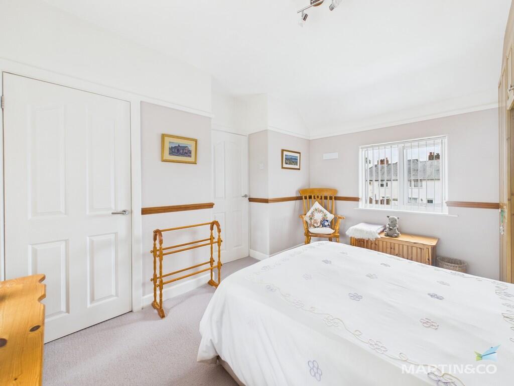 CAM03111G0-PR0366...