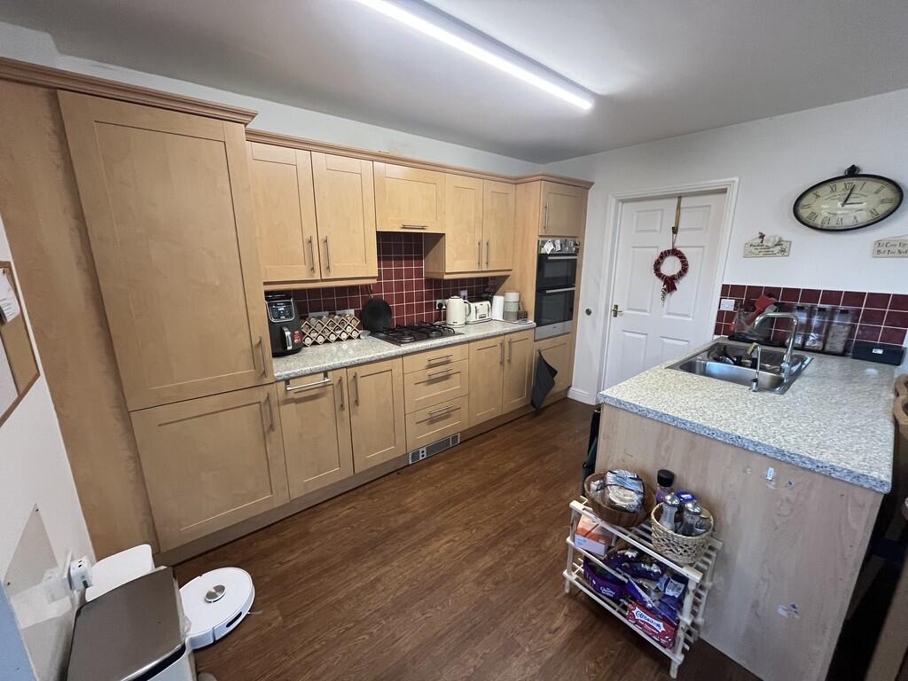 Kitchen 3