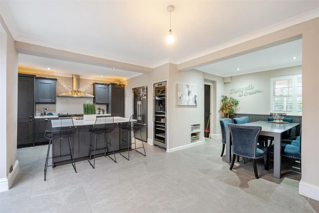 Kitchen/Diner/Family Room