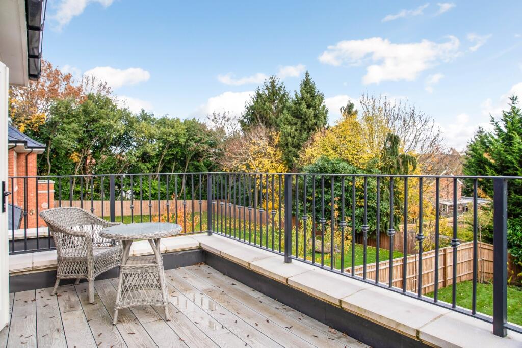 327548 1 The Pine...