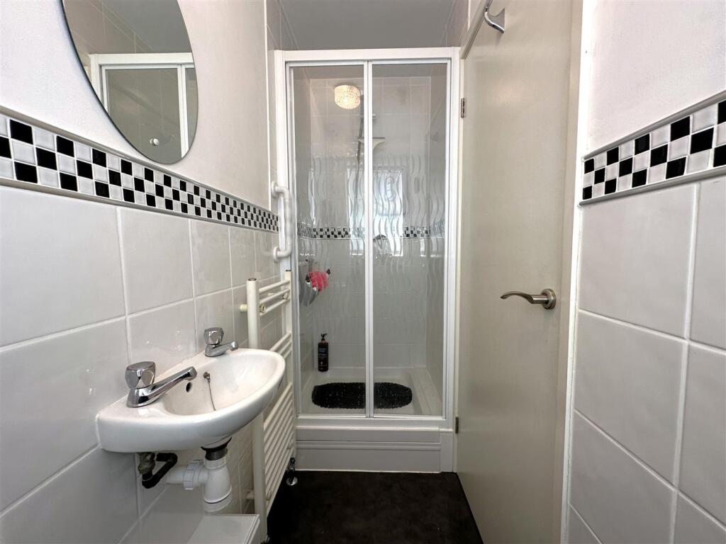 Ground Floor Shower Room 510