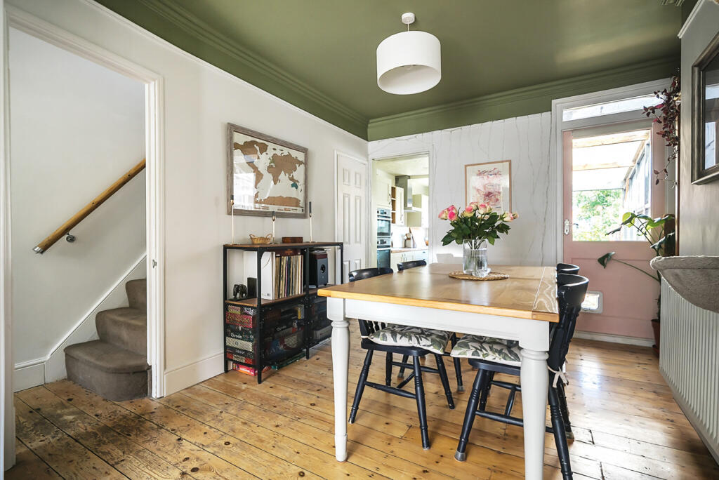 1319607-5-6867e2b...