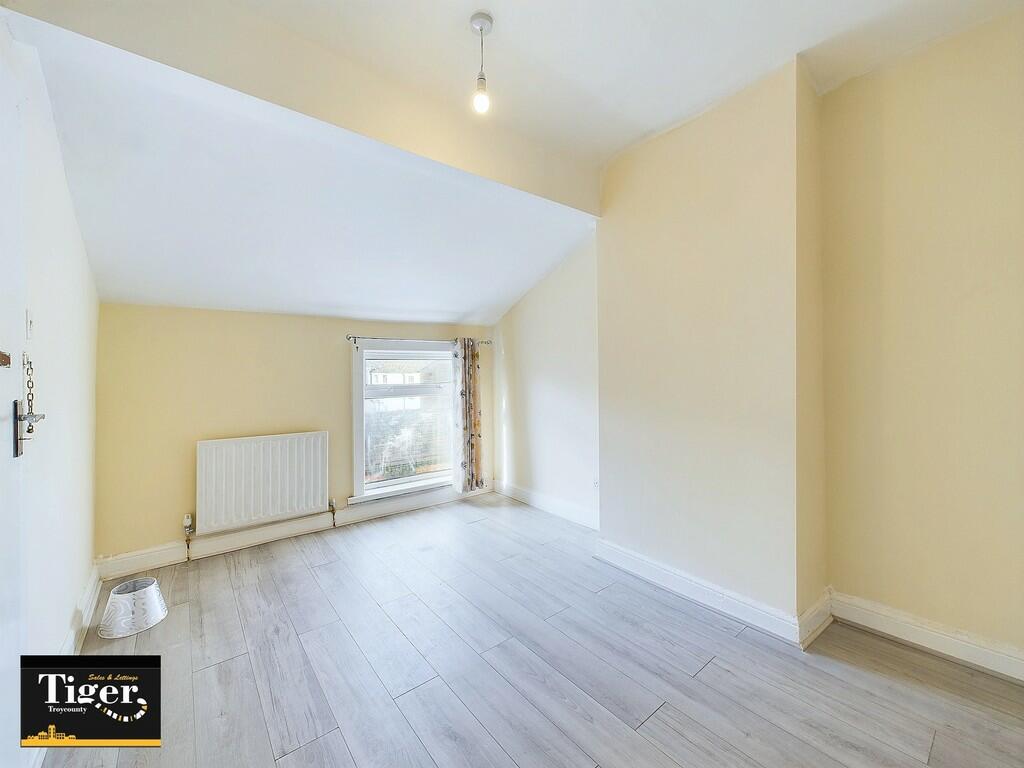 CAM03440G0-PR0185...