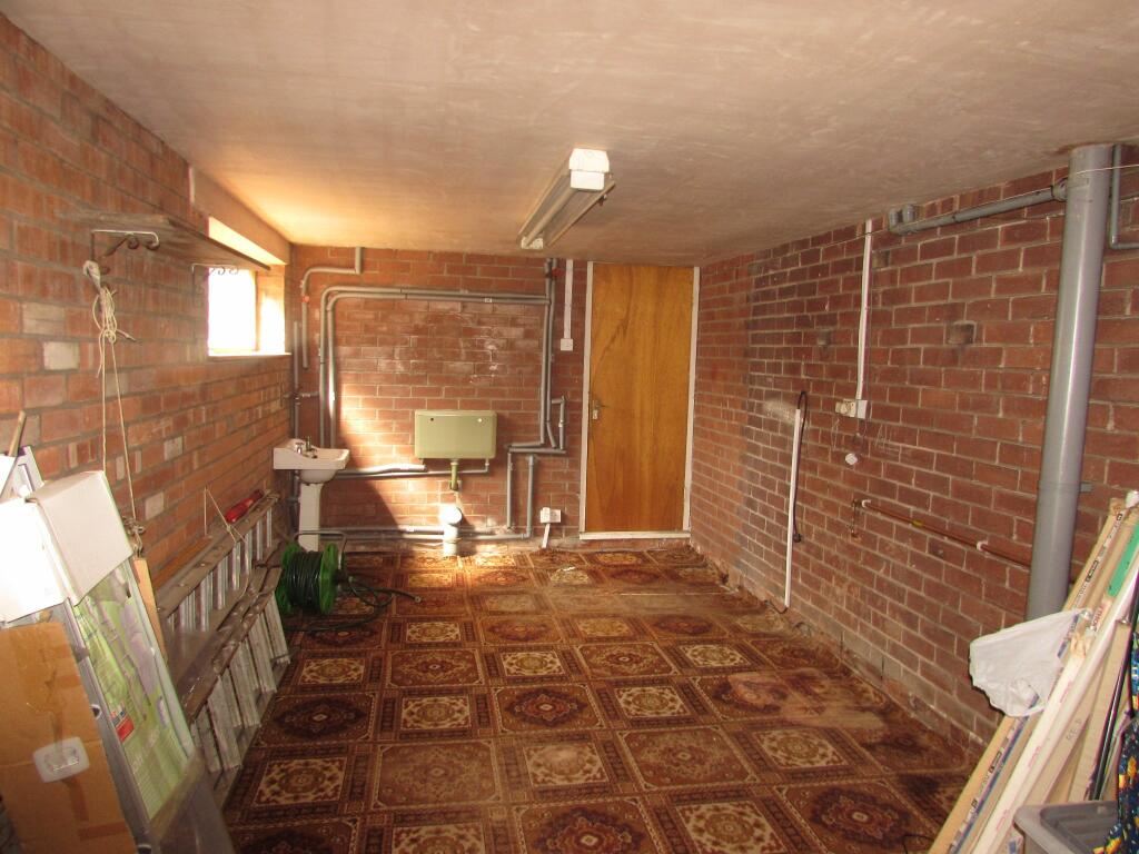 Photograph 33